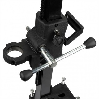 Pochyły statyw do wiertnic